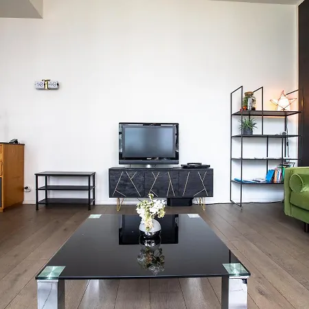 Le Loft Horloger Avec Parking Appartement Besançon Buitenkant foto